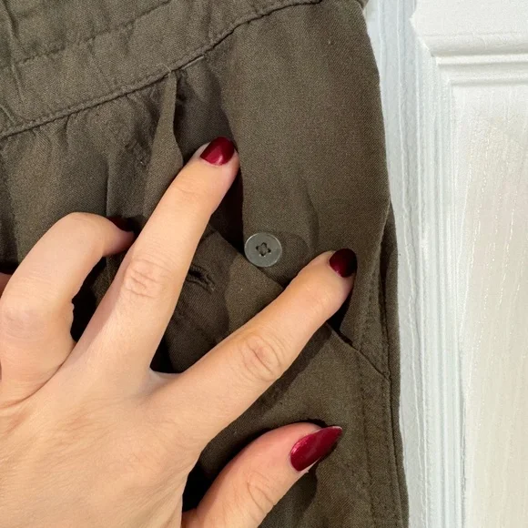 Aritzia Lightweight Joggers, Size S - Picture 4 of 9